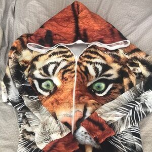 Rare Unisex Beloved Tiger Big Face Onesie size XL